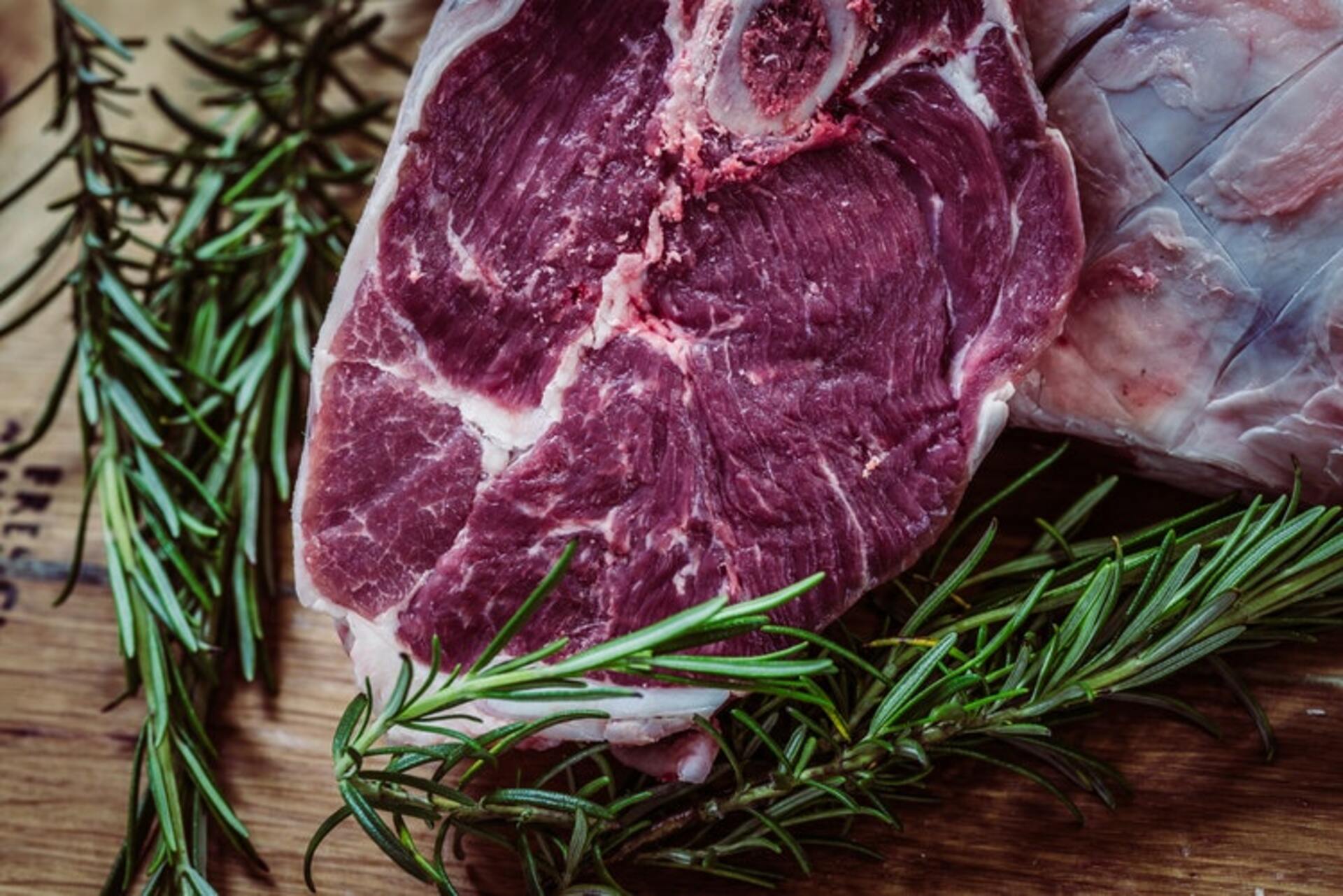 Meat with Thyme